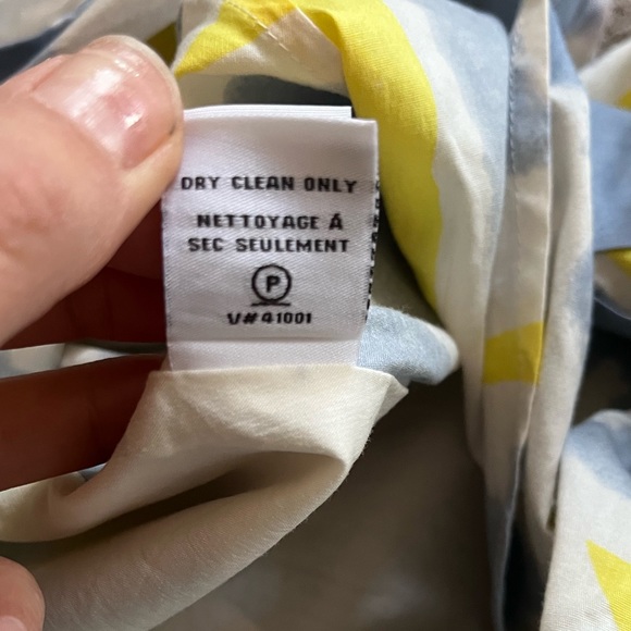 DIANE VON FURSTENBURG BLUE YELLOW AND WHITE WATERCOLOR COTTON WRAP DRESS SIZE 2 - Picture 7 of 10